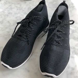 Under Armour Slingflex Rise Running Shoes